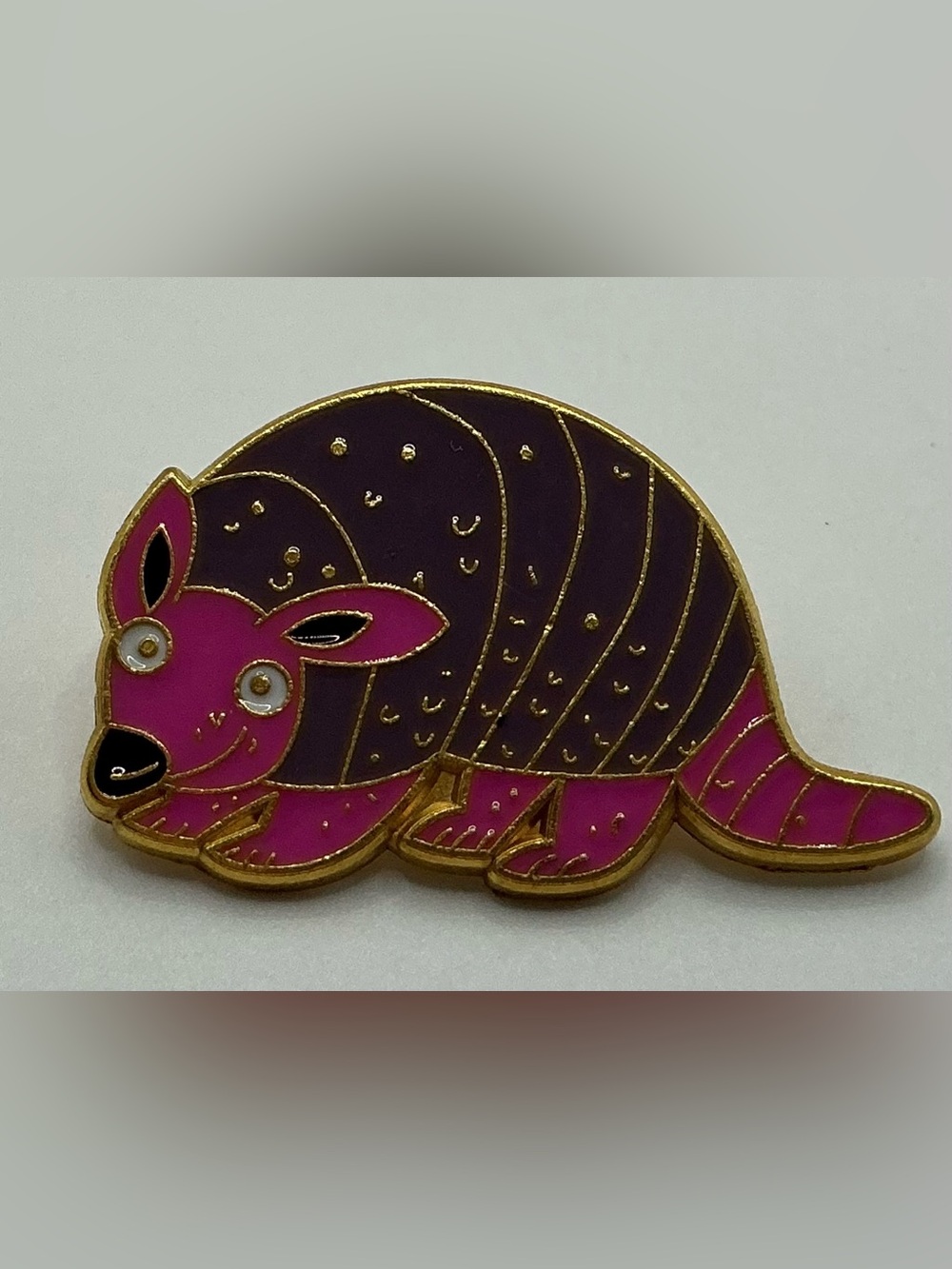 2008 DISNEY TOY STORY MIDWAY MANIA PRIZES ARMADILLO COLLECTIBLE PIN